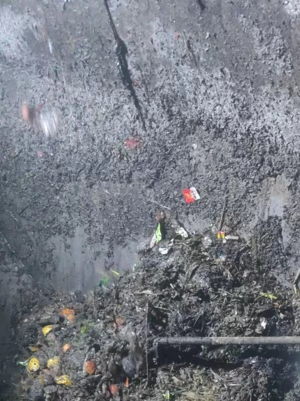 牙叉镇污水池清理